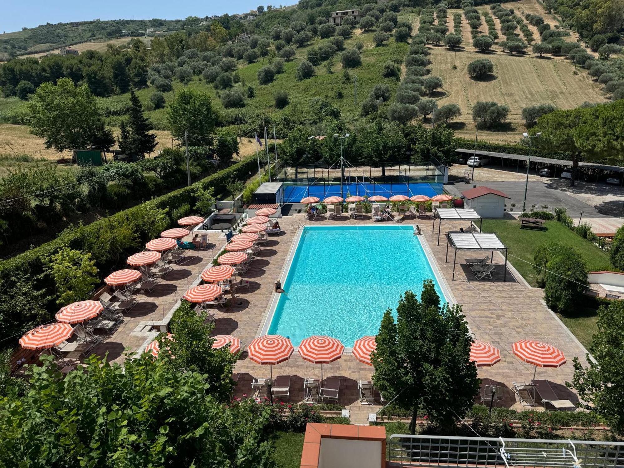 Pineto Resort מראה חיצוני תמונה