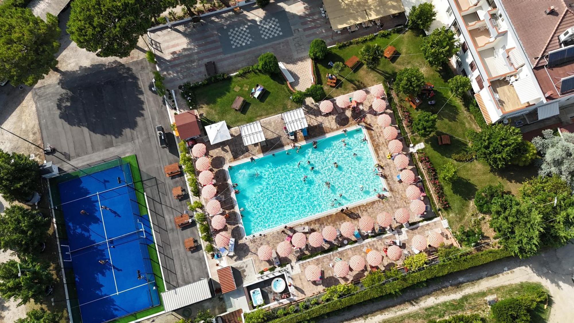 Pineto Resort מראה חיצוני תמונה